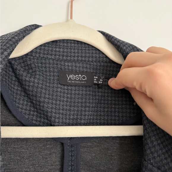 Oversized Checkered Blazer - Picture 4 of 5